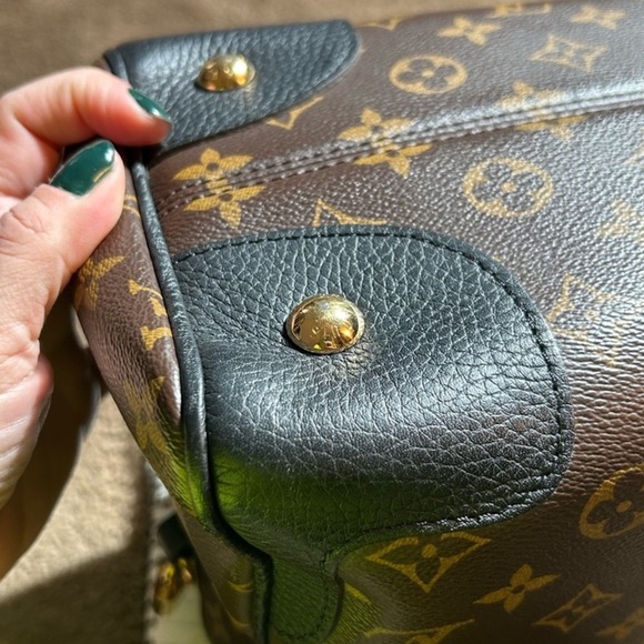 EUC Retiro Louis Vuitton purse, comes with detachable shoulder strap - Picture 9 of 14